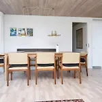 Seaside Panorama Retreat - By Traum *