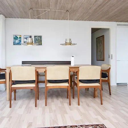 Seaside Panorama Retreat - By Traum *
