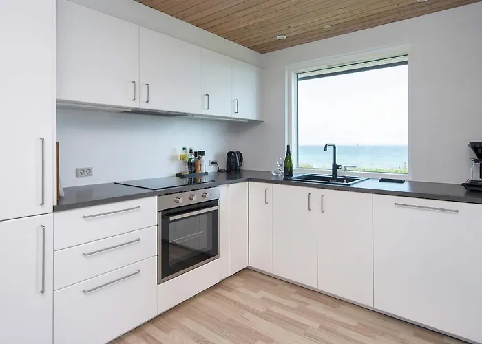 Seaside Panorama Retreat - By Traum Odder